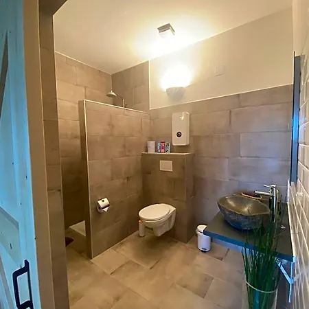 Ringlodge לינה וארוחת בוקר קלברג